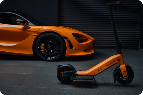 Hulajnogi elektryczne Pure – luksusowy środek transportu po marinie